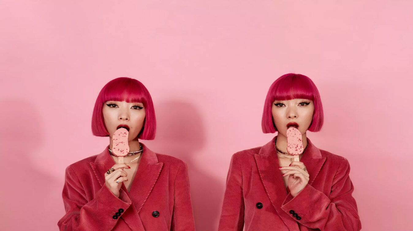 two women eating ice cream